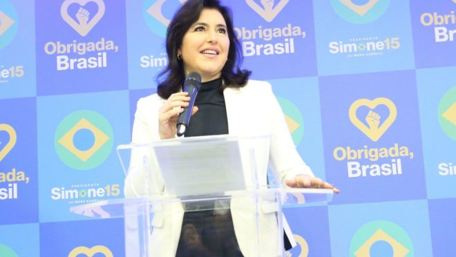 Simone Tebet declara apoio a Lula no segundo turno mesmo com críticas