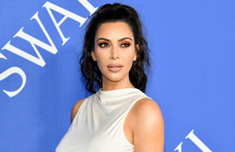 Skims de Kim Kardashian ganhará prêmios CFDA