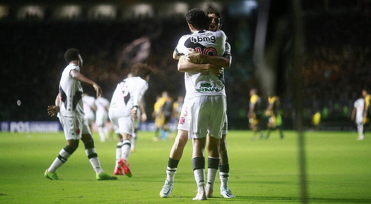 Vasco está a ‘quatro passos’ de voltar para a Série A do Brasileiro – Esportes