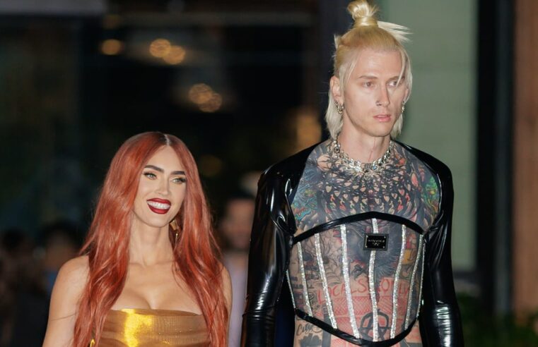 Vestido Gold Maison Yeya de Megan Fox na Time100 Next Gala 2022