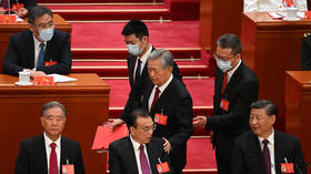Ex-líder chinês sai abruptamente da assembleia-chave