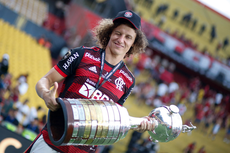 Zagueiro brinca sobre falta de gols no Flamengo