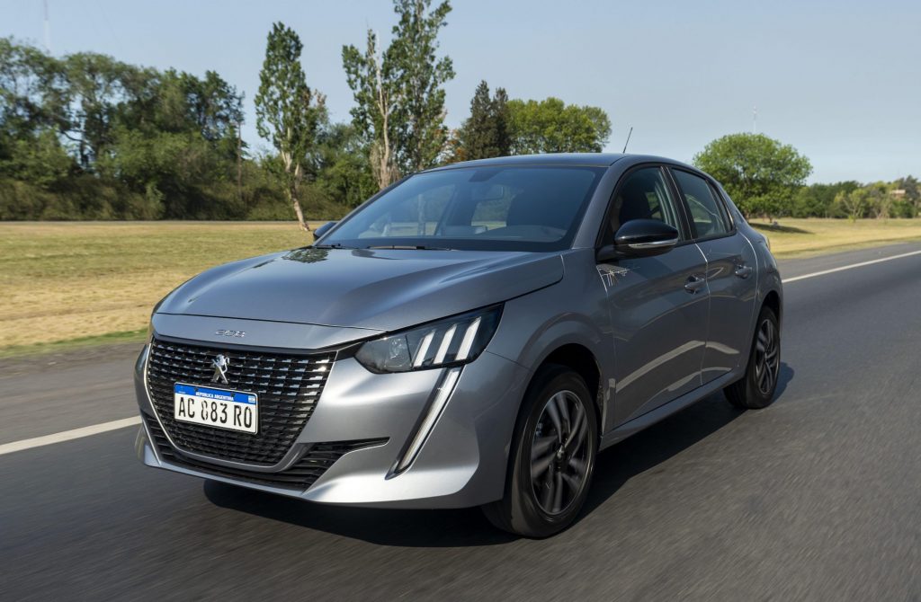 O Peugeot 208 Roadtrip foi apresentado no mercado argentino como série especial limitada a 500 unidades