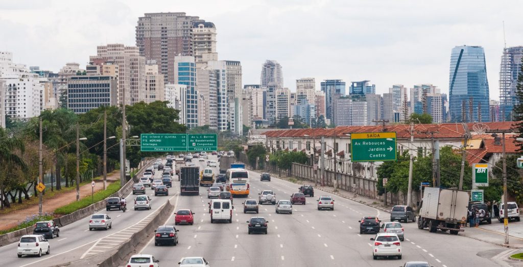 Veja como vai o esquema de suspensão do rodízio no feriado de Proclamação da República, que acontece no dia 15 de novembro