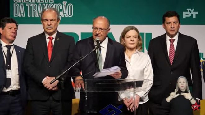 Alckmin anuncia novos nomes da transição