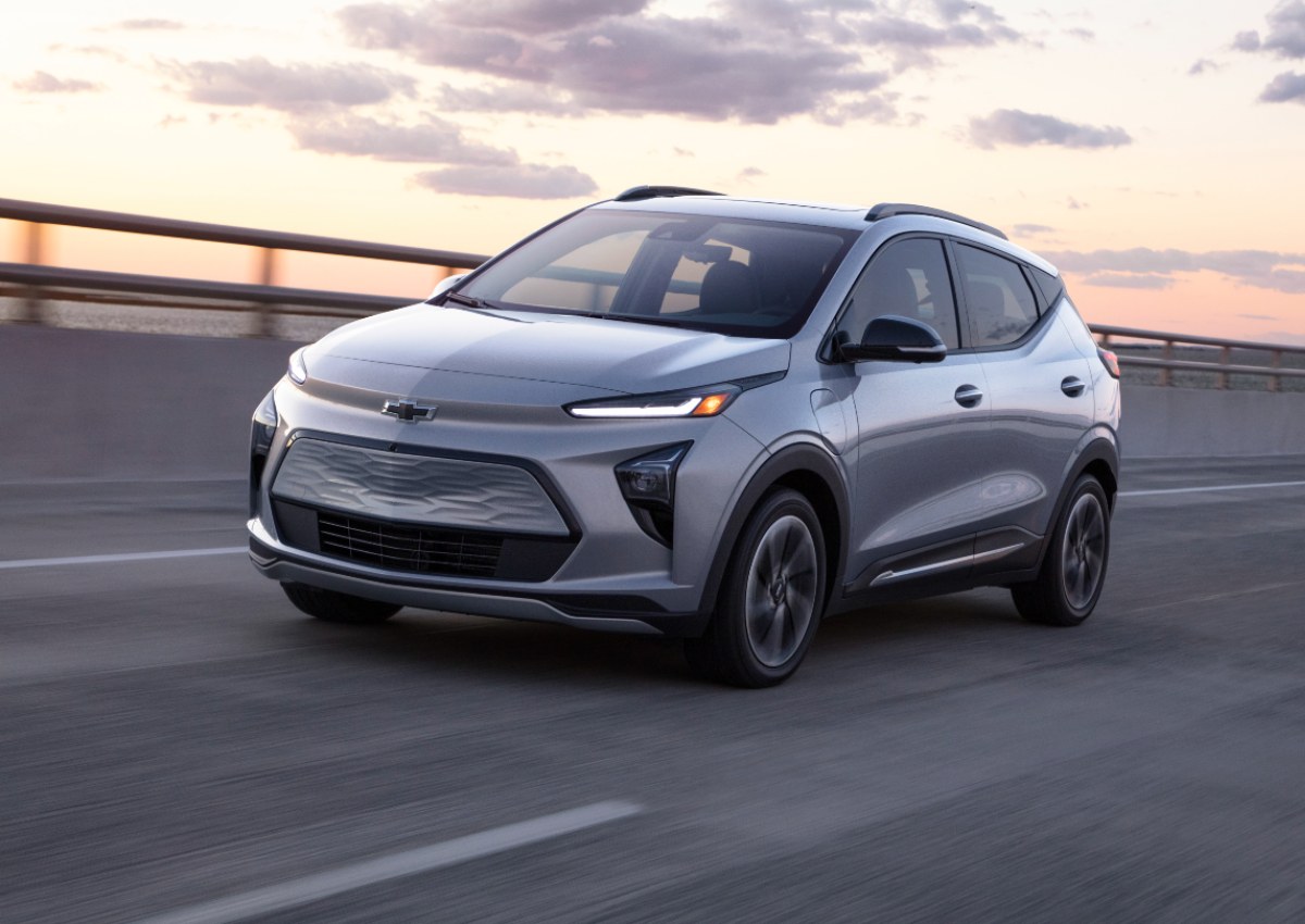 Chevrolet Bolt EUV tem 2 versões registradas no Brasil