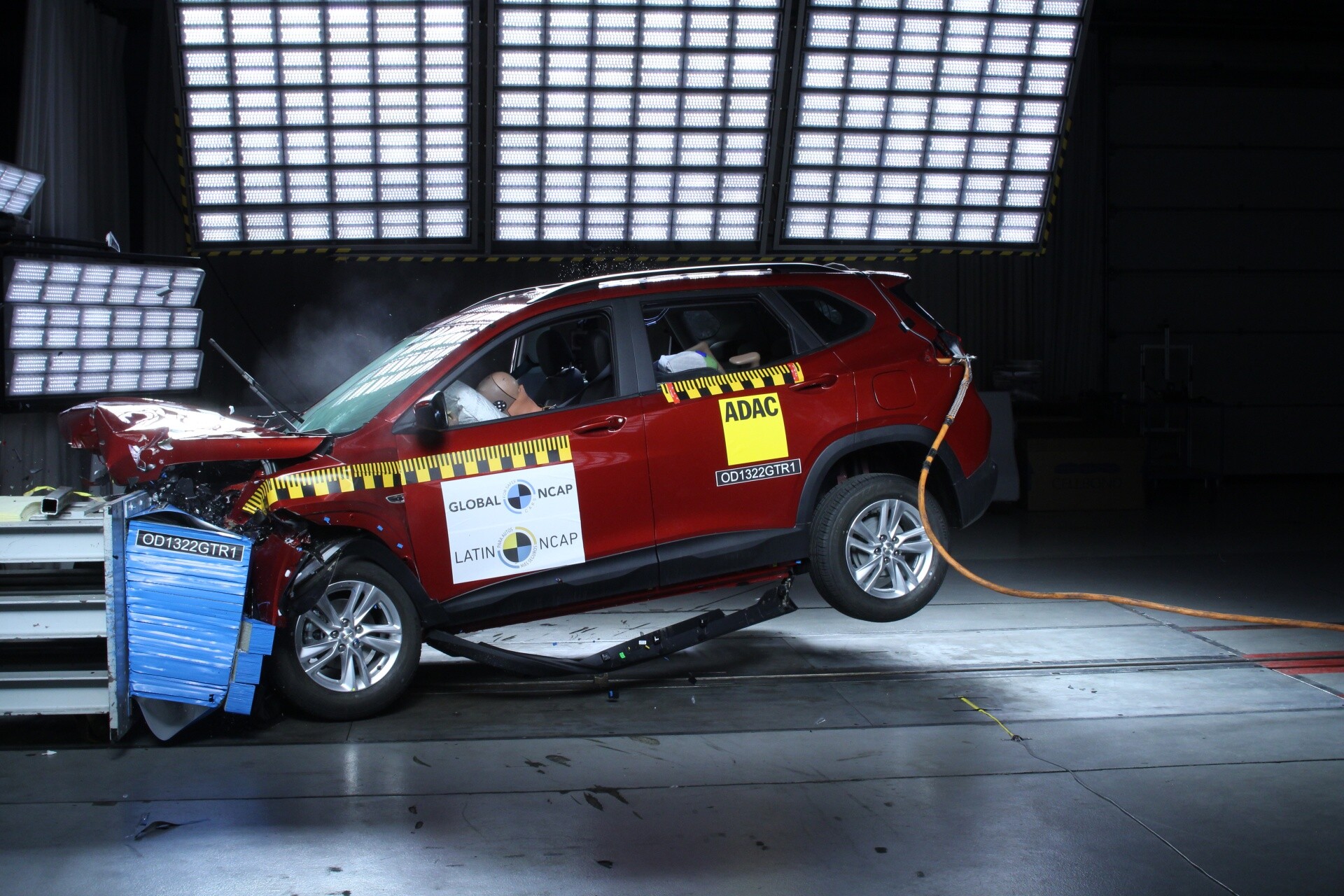 Chevrolet Tracker é avaliado em testes do Latin NCap;  veja resultados