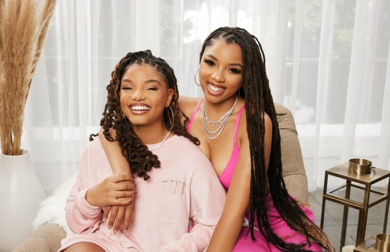 Chloe e Halle Bailey falam sobre presentes de Natal, estilo pessoal