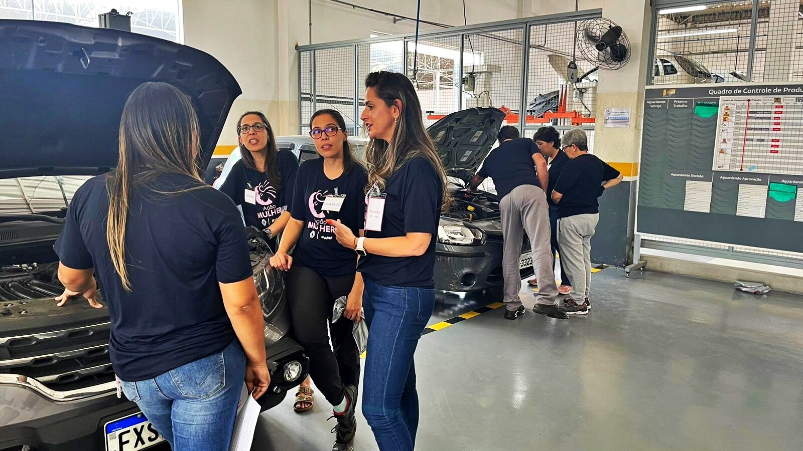 Concessionária Renault realiza curso de mecânica para mulheres