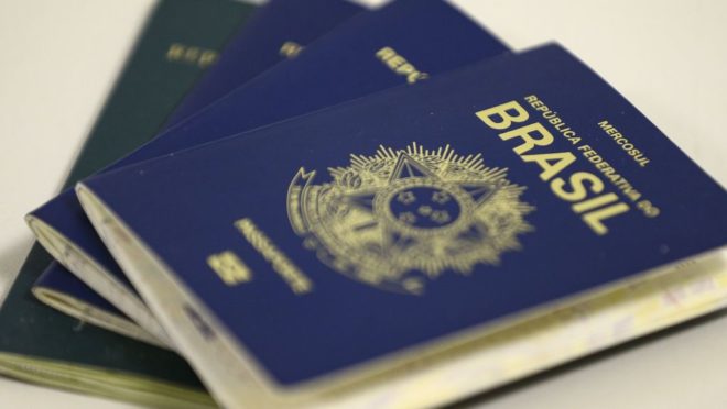 Ministério da Economia vai liberar verba para PF retomar emissão de passaportes