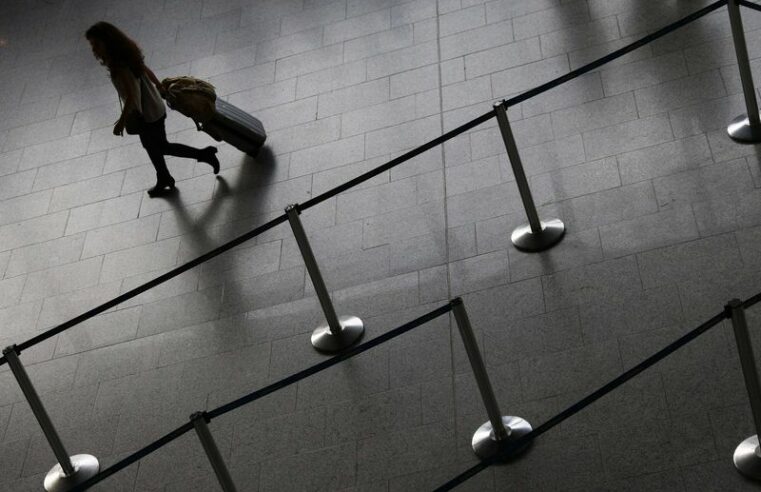 Anac reduz tarifas de embarque em 6 aeroportos do país Por Reuters