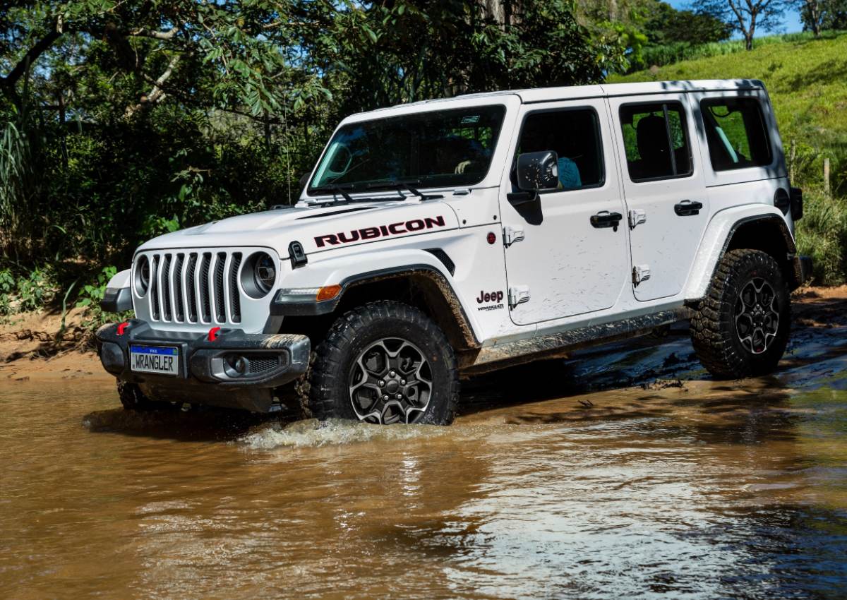 Jeep Wrangler 2023 chega ao Brasil em três versões;  saiba os preços