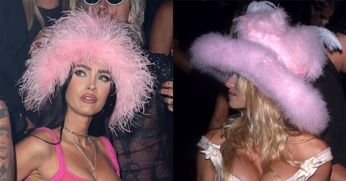 Megan Fox canta Pamela Anderson em chapéu de penas felpudas rosa