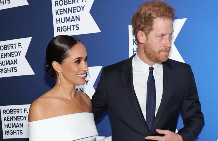 O vestido branco de Meghan Markle no Ripple of Hope Gala