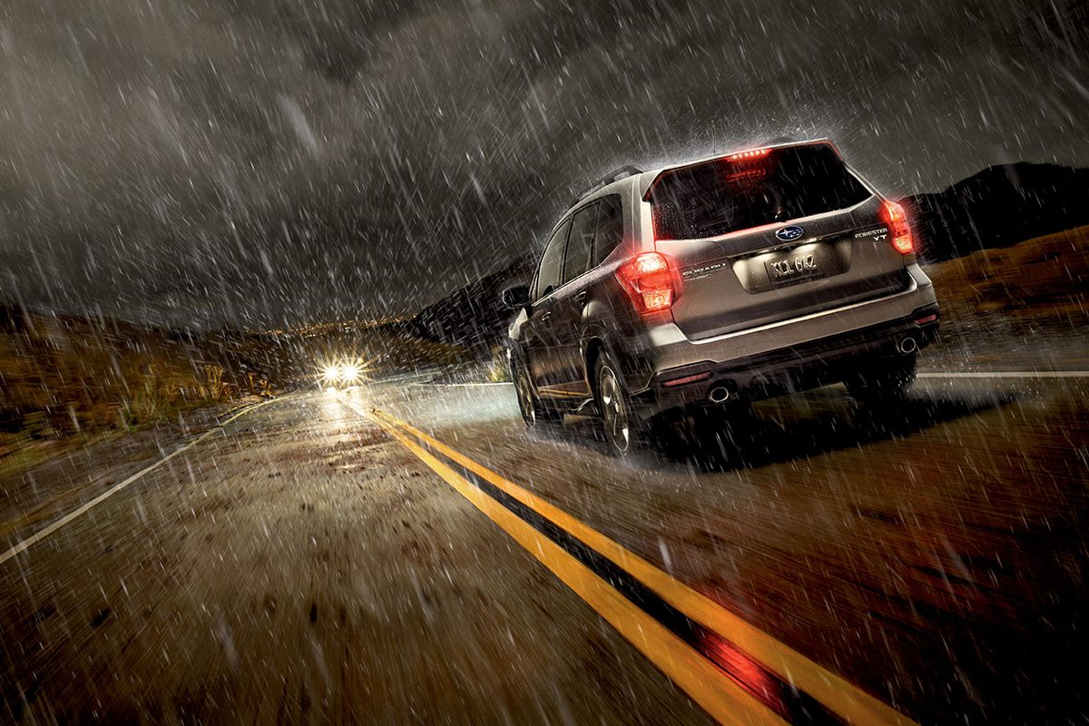 Veja dicas de como dirigir na chuva com segurança neste fim de ano