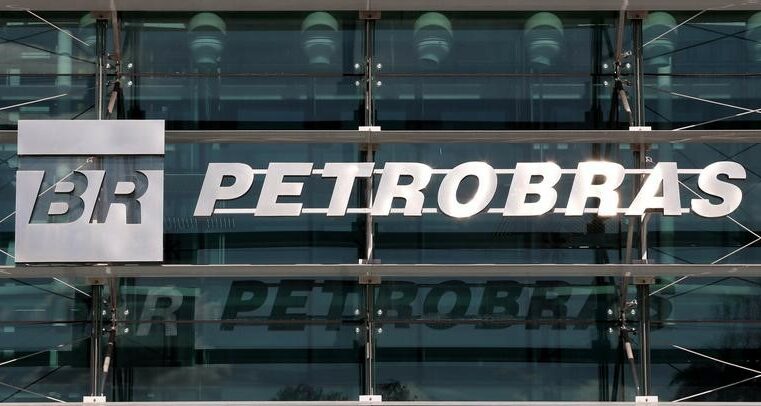 CEO da Petrobras renuncia, dizem fontes; governo informa indicação de Prates Por Reuters
