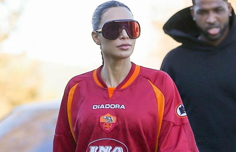 Camisa de futebol da Roma de Kim Kardashian aumenta nas buscas