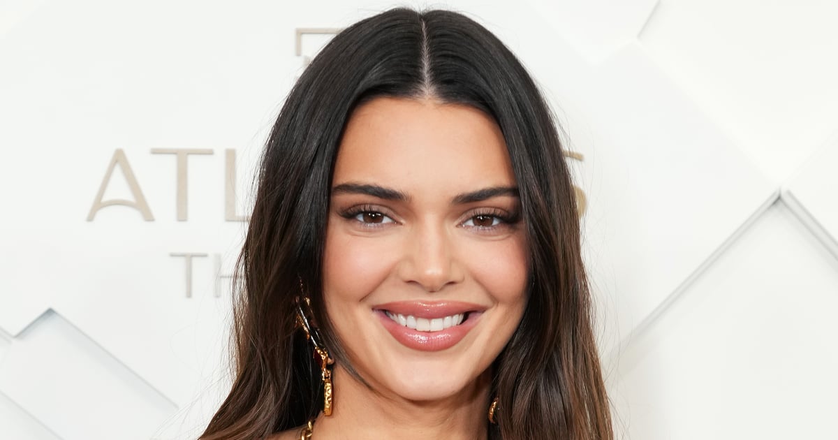 Kendall Jenner usa biquíni fio dental verde no Instagram