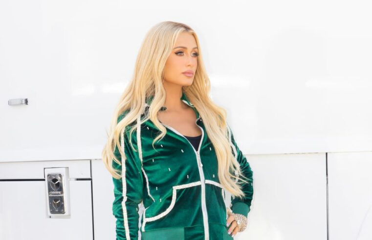 Paris Hilton fala sobre a House of Y2K e as tendências da moda