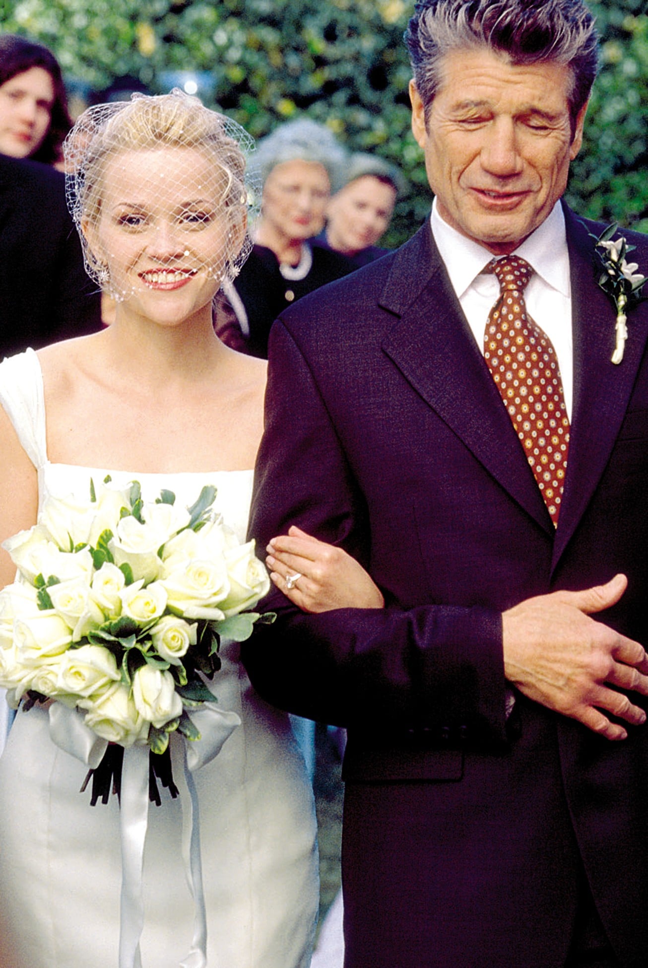 Reese Witherspoon e Fred Ward em Sweet Home Alabama