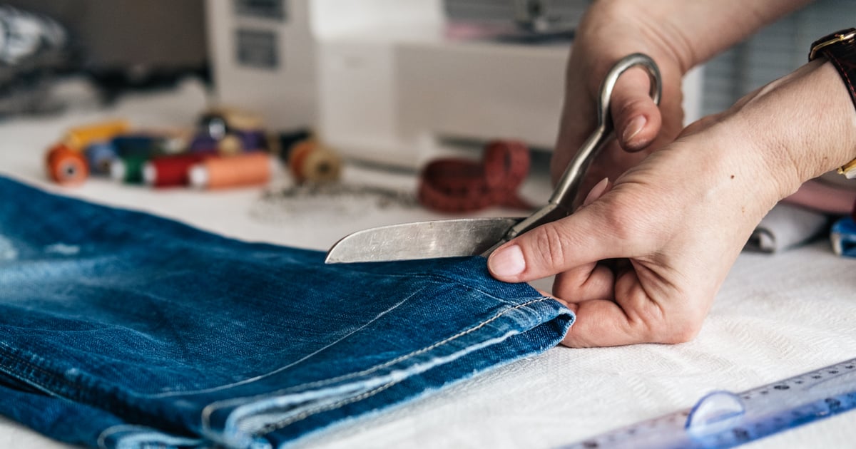 Como cortar jeans |  POPSUGAR Moda