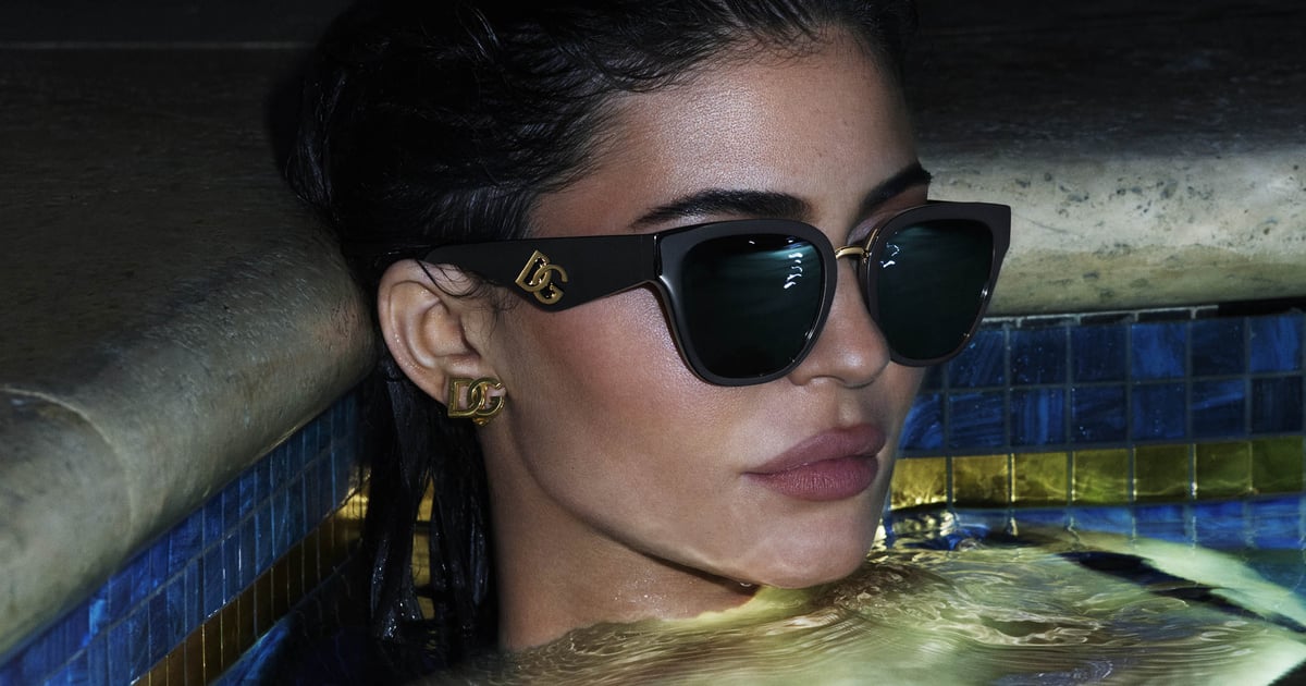 Maiôs de Kylie Jenner em campanha de óculos Dolce & Gabbana