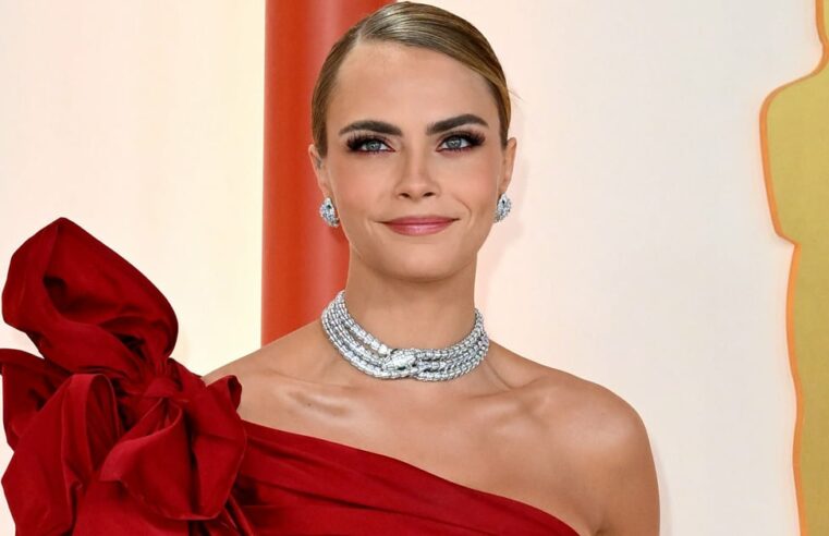 O vestido Elie Saab de Cara Delevingne no Oscar 2023