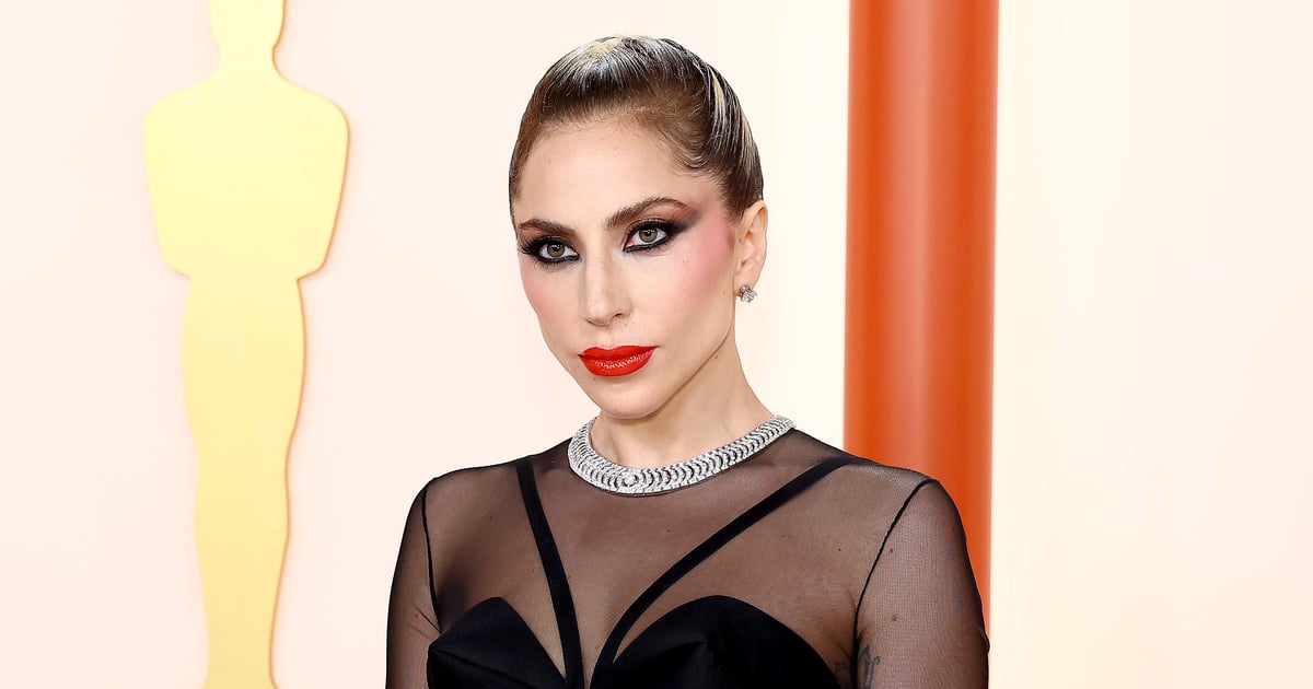 Vestido Versace transparente de Lady Gaga no Oscar 2023