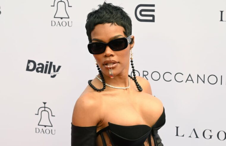 Vestido de espartilho de Teyana Taylor no Fashion Los Angeles Awards