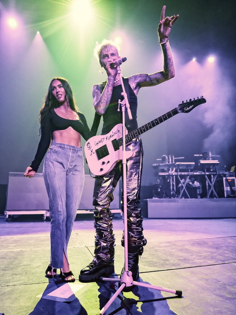 Megan Fox e Machine Gun Kelly na Barstool 500 Party em 2021