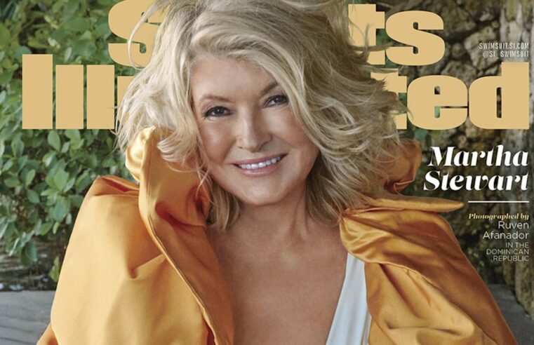 Martha Stewart Mergulhando o maiô branco na Sports Illustrated